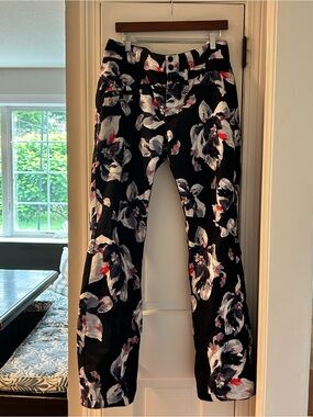 Obermeyer Black Floral Ski Pants with White and Red Accents